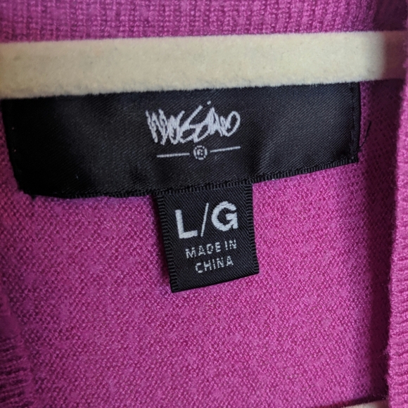 Cardigan - Picture 2 of 5